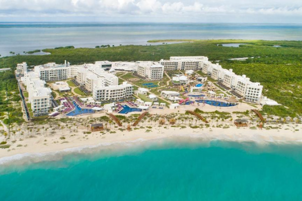 Aerial view of Planet Hollywood Cancun, an all-inclusive resort.